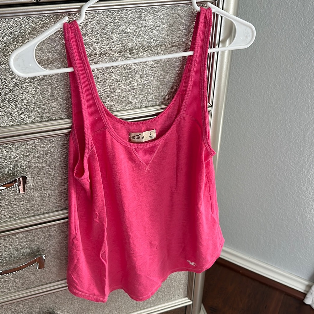 Size small hot pink Hollister tank top